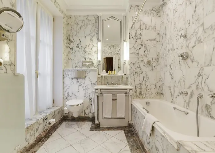 뤽상부르 파크 4*