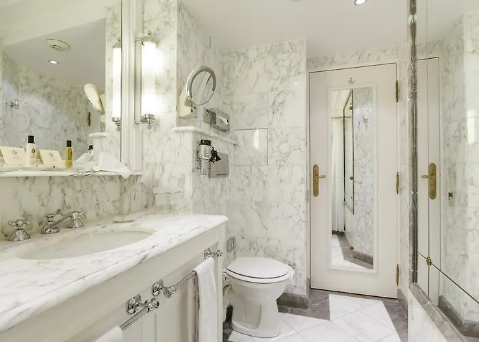 뤽상부르 파크 4* 파리